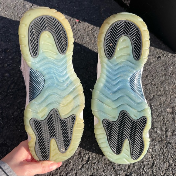 USED retro jordan 11s - Picture 10 of 12